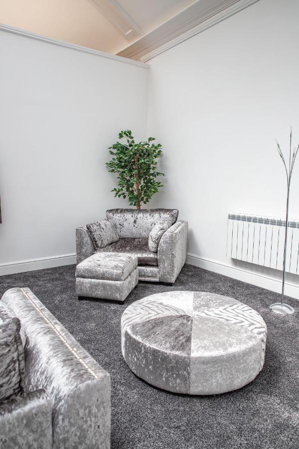 #20 Grimston St 2 Bedroom Near Hull New Theatre Apartment *