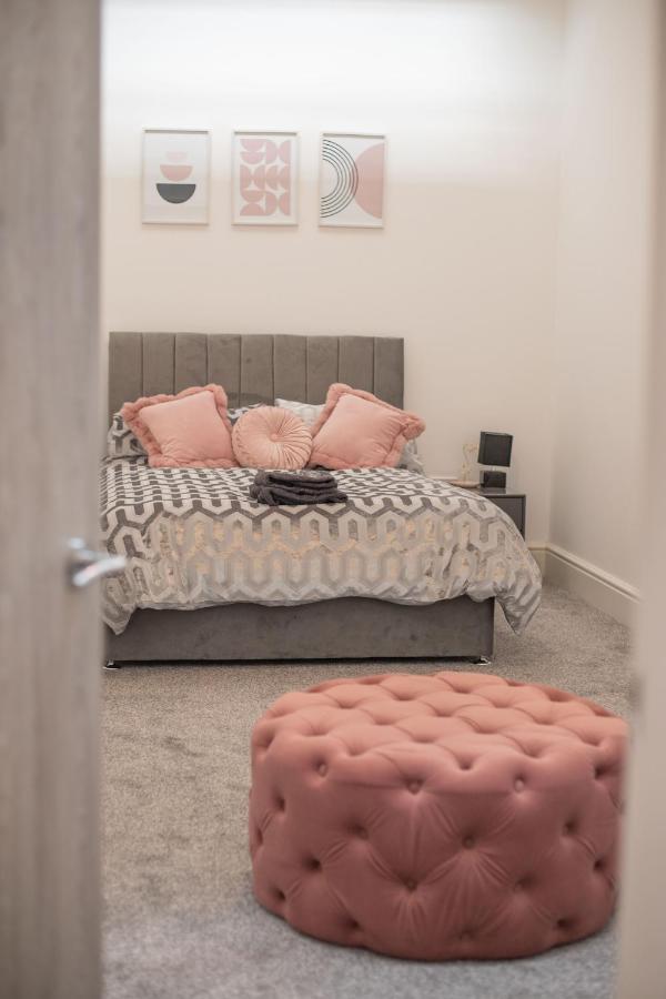 Apartment #20 Grimston St 2 Bedroom Near Hull New Theatre *